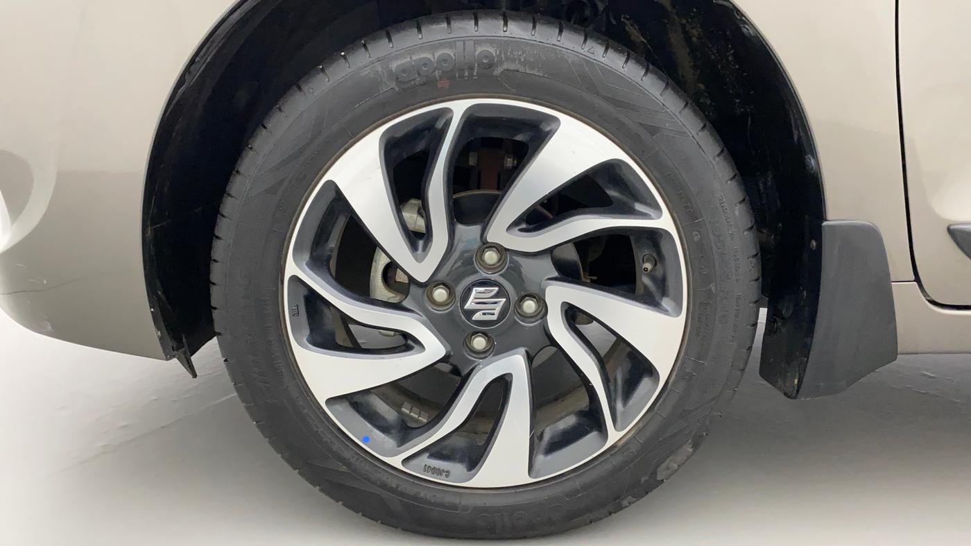 2020 Maruti Baleno ZETA PETROL 1.2, Petrol, Manual, 30,533 km, Left Front Wheel
