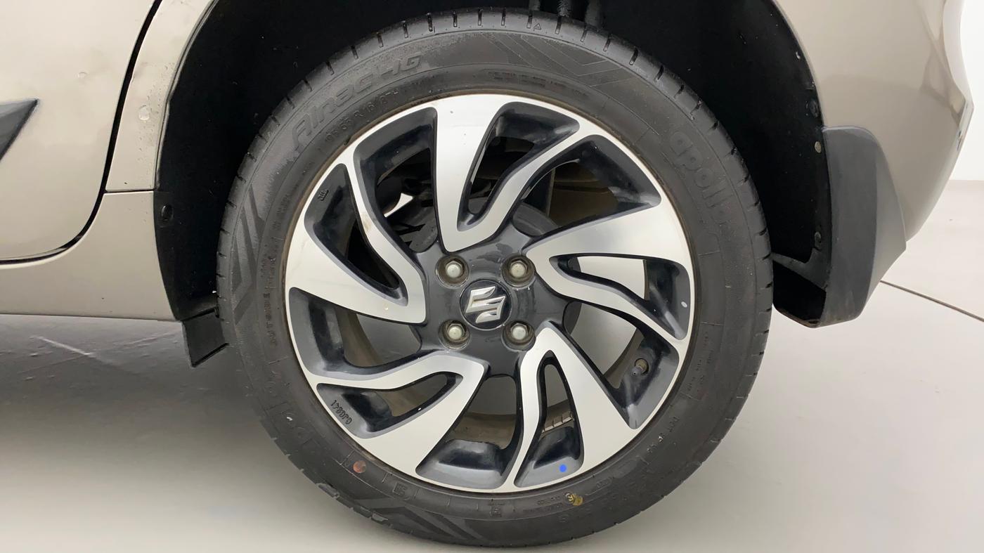 2020 Maruti Baleno ZETA PETROL 1.2, Petrol, Manual, 30,533 km, Left Rear Wheel