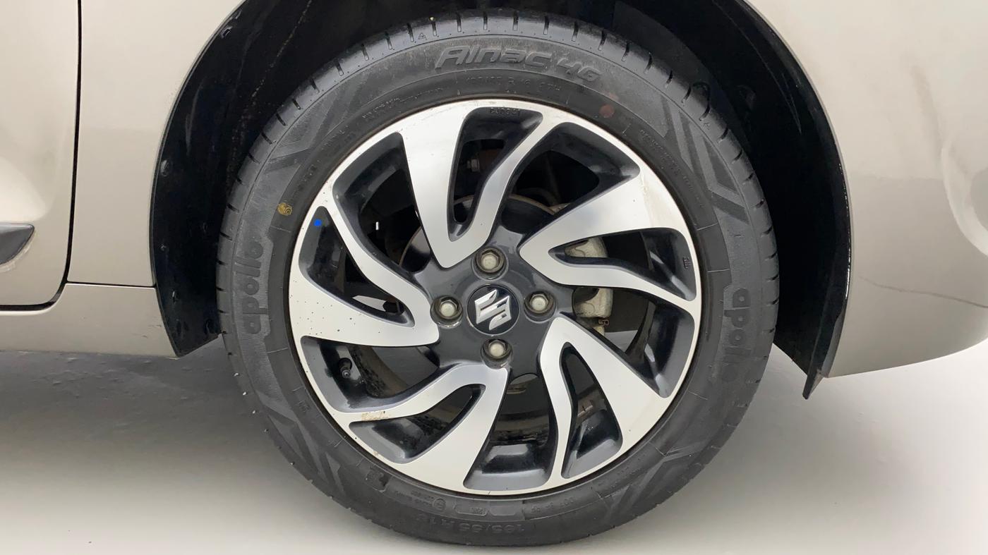 2020 Maruti Baleno ZETA PETROL 1.2, Petrol, Manual, 30,533 km, Right Front Wheel
