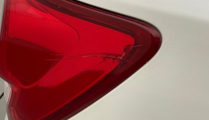 2019 Maruti Dzire VXI AMT, Petrol, Automatic, 33,434 km, Right tail light - Minor damage