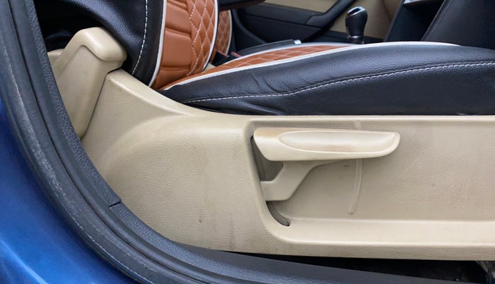 2017 Volkswagen Ameo HIGHLINE1.2L, Petrol, Manual, 47,711 km, Driver Side Adjustment Panel