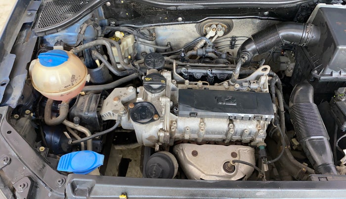 2017 Volkswagen Ameo HIGHLINE1.2L, Petrol, Manual, 47,711 km, Engine View - Right