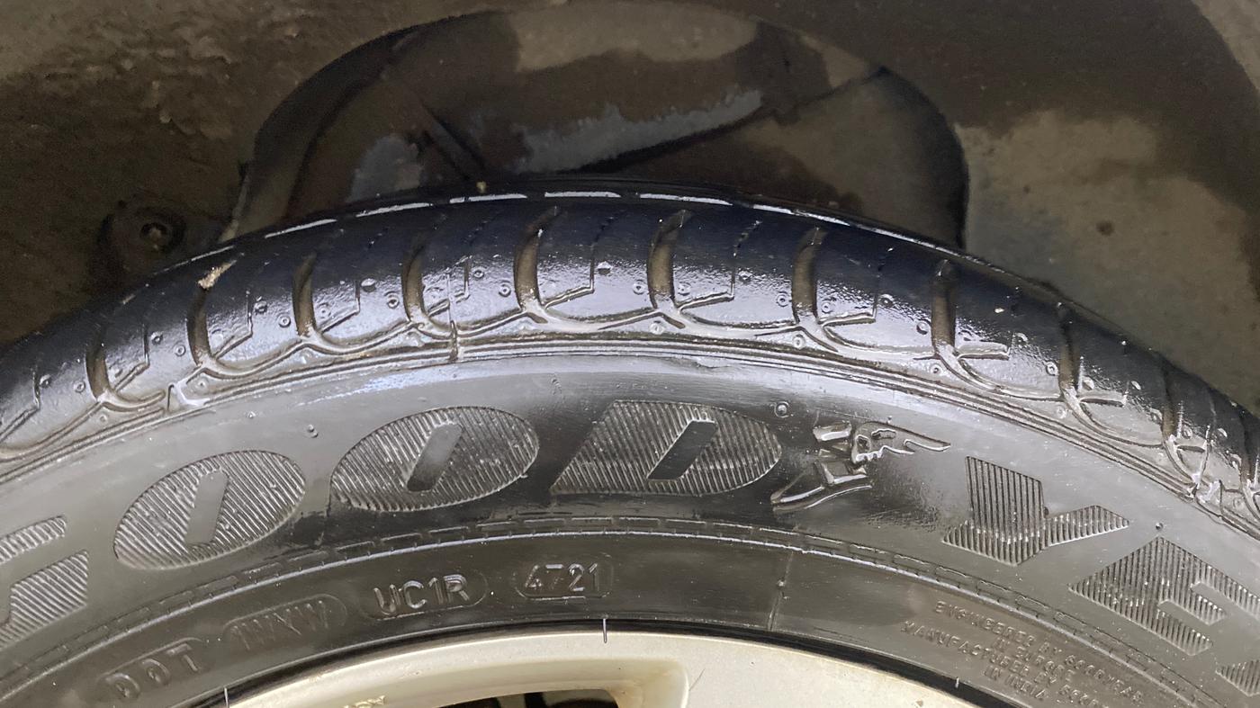2013 Hyundai New Elantra 1.8 SX AT VTVT, Petrol, Automatic, 39,436 km, Left Rear Tyre Tread