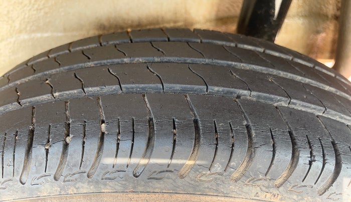 2019 Maruti S PRESSO VXI PLUS AMT, Petrol, Automatic, 31,031 km, Left Rear Tyre Tread