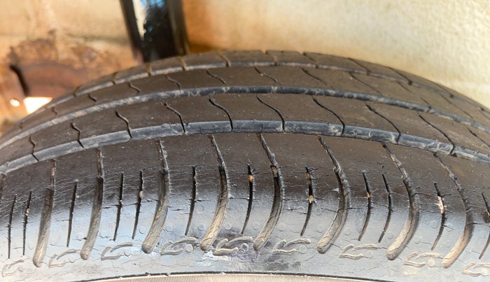 2019 Maruti S PRESSO VXI PLUS AMT, Petrol, Automatic, 31,031 km, Right Rear Tyre Tread