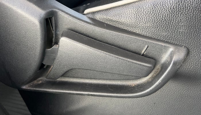 2019 Maruti S PRESSO VXI PLUS AMT, Petrol, Automatic, 31,031 km, Driver Side Adjustment Panel