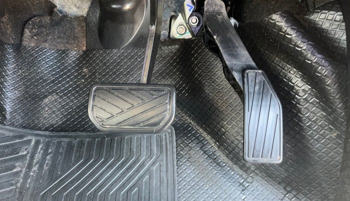 2019 Maruti S PRESSO VXI PLUS AMT, Petrol, Automatic, 31,031 km, Pedals