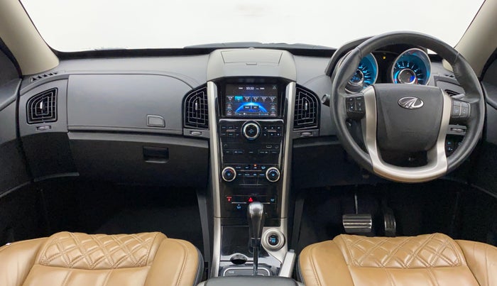 2018 Mahindra XUV500 W11 AT, Diesel, Automatic, 74,191 km, Dashboard