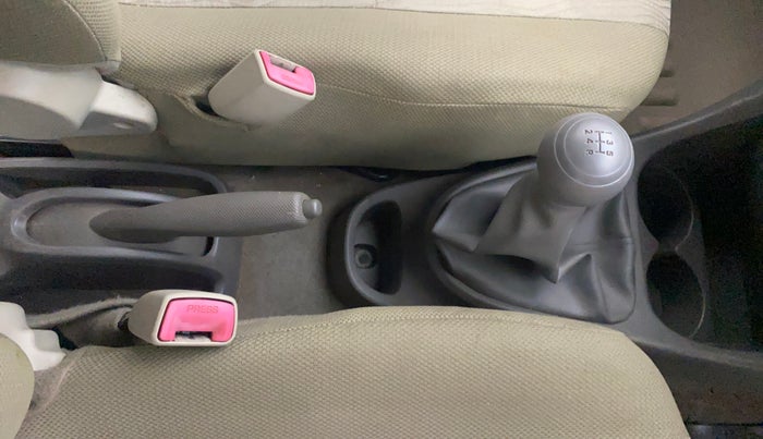 2015 Toyota Etios Liva G, Petrol, Manual, 38,768 km, Gear Lever