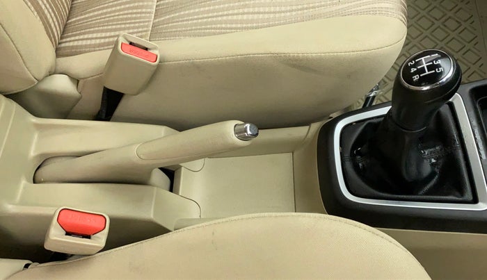 2021 Maruti Dzire VXI, Petrol, Manual, 13,033 km, Gear Lever
