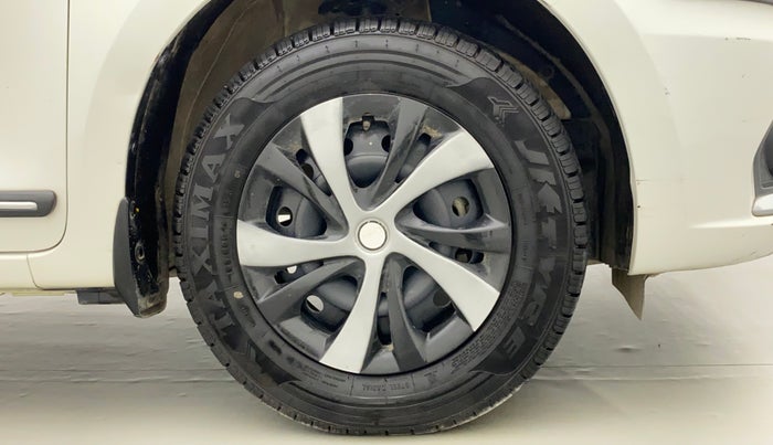 2021 Maruti Dzire VXI, Petrol, Manual, 13,033 km, Right Front Wheel