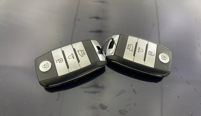 2022 KIA SELTOS  HTX IVT G, Petrol, Automatic, 42,145 km, Key Close Up