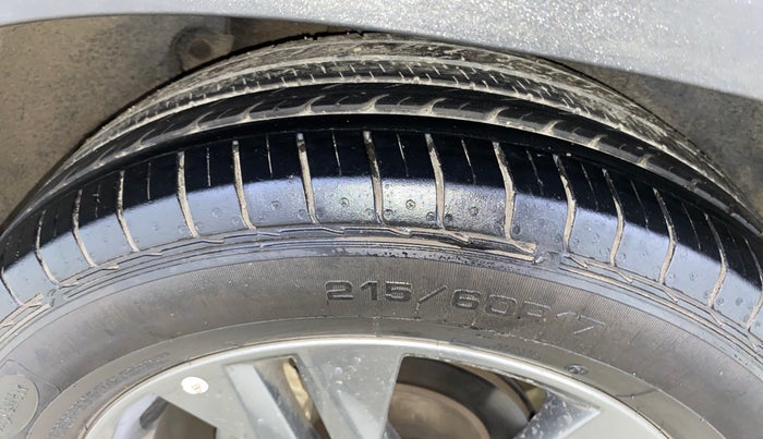 2022 KIA SELTOS  HTX IVT G, Petrol, Automatic, 42,145 km, Right Rear Tyre Tread