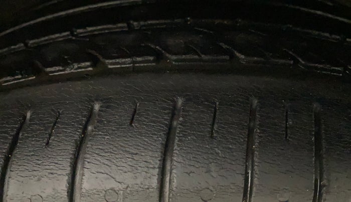 2017 Maruti Baleno RS 1.0 PETROL, Petrol, Manual, 47,838 km, Right Front Tyre Tread