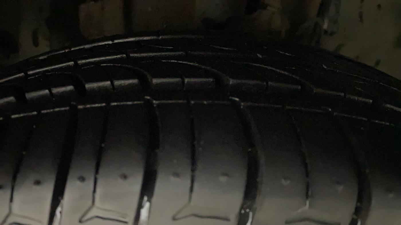 2023 Tata Tiago XZ PLUS PETROL, Petrol, Manual, 45,735 km, Right Front Tyre Tread