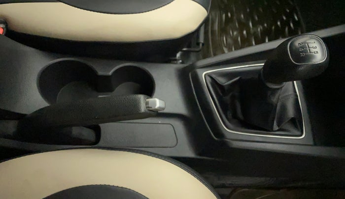 2015 Hyundai Elite i20 MAGNA 1.2, CNG, Manual, 50,166 km, Gear Lever