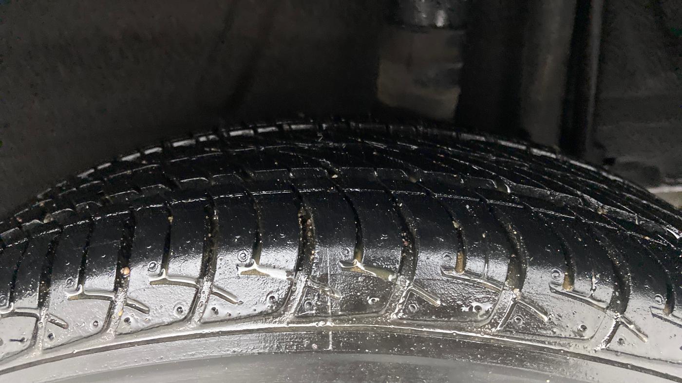 2018 Nissan Micra XL (O) CVT, Petrol, Automatic, 36,874 km, Left Rear Tyre Tread