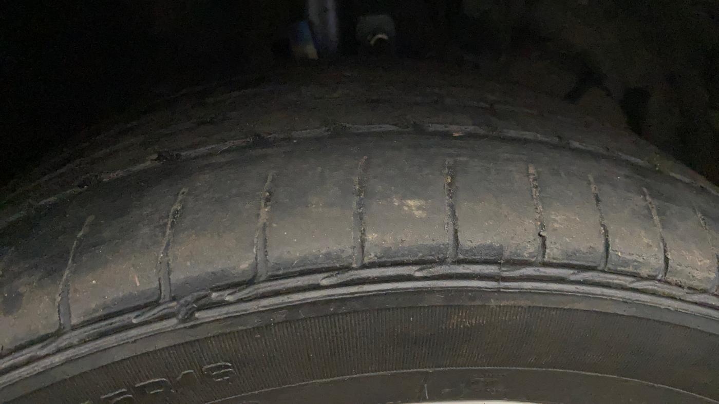 2022 Maruti Baleno ALPHA PETROL 1.2, Petrol, Manual, 77,616 km, Right Front Tyre Tread