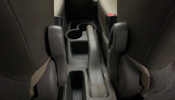 2015 Hyundai i10 MAGNA 1.1, Petrol, Manual, 68,119 km, Driver Side Adjustment Panel