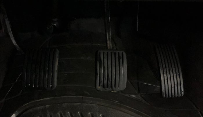 2015 Hyundai i10 MAGNA 1.1, Petrol, Manual, 68,119 km, Pedals