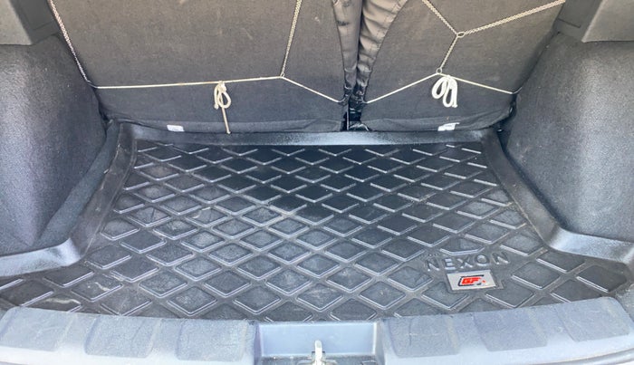 2021 Tata NEXON XZA PLUS SUNROOF PETROL, Petrol, Automatic, 31,729 km, Boot Inside