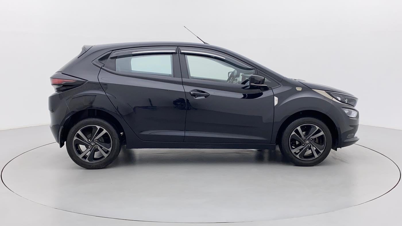 2022 Tata ALTROZ XZ PLUS PETROL DARK EDITION, Petrol, Manual, 30,801 km, Right Side View