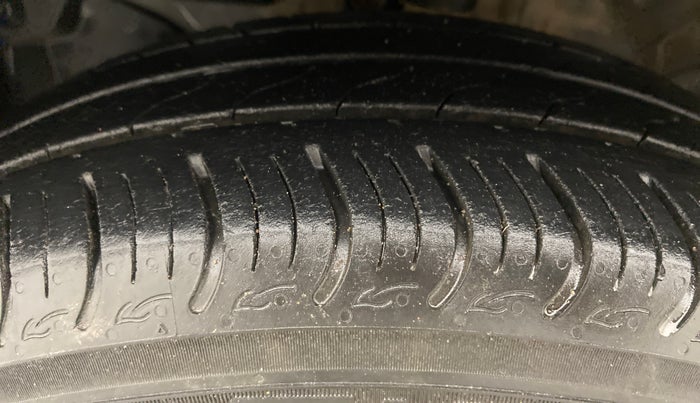 2020 Honda Amaze 1.2 V CVT I VTEC, Petrol, Automatic, 23,928 km, Left Front Tyre Tread