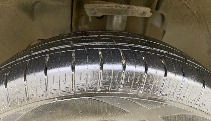 2017 Tata Tiago XT PETROL, Petrol, Manual, 49,528 km, Left Front Tyre Tread
