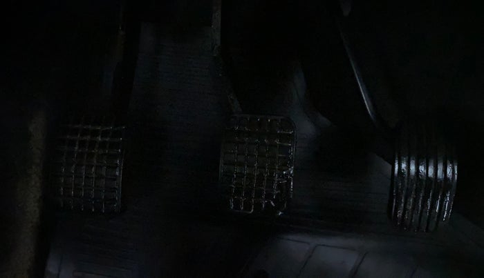 2017 Tata Tiago XT PETROL, Petrol, Manual, 49,528 km, Pedals