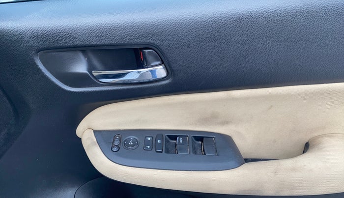 2021 Honda City 1.5L I-VTEC V MT 5TH GEN, Petrol, Manual, 18,470 km, Driver Side Door Panels Control