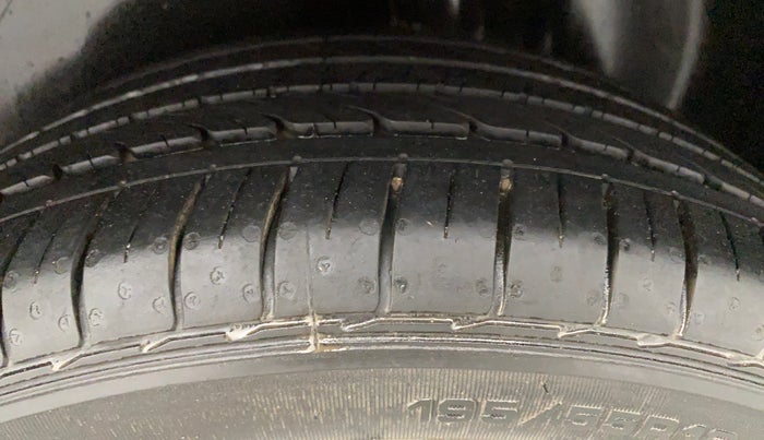 2019 Volkswagen Polo GT TSI 1.2 PETROL AT, Petrol, Automatic, 25,628 km, Left Rear Tyre Tread