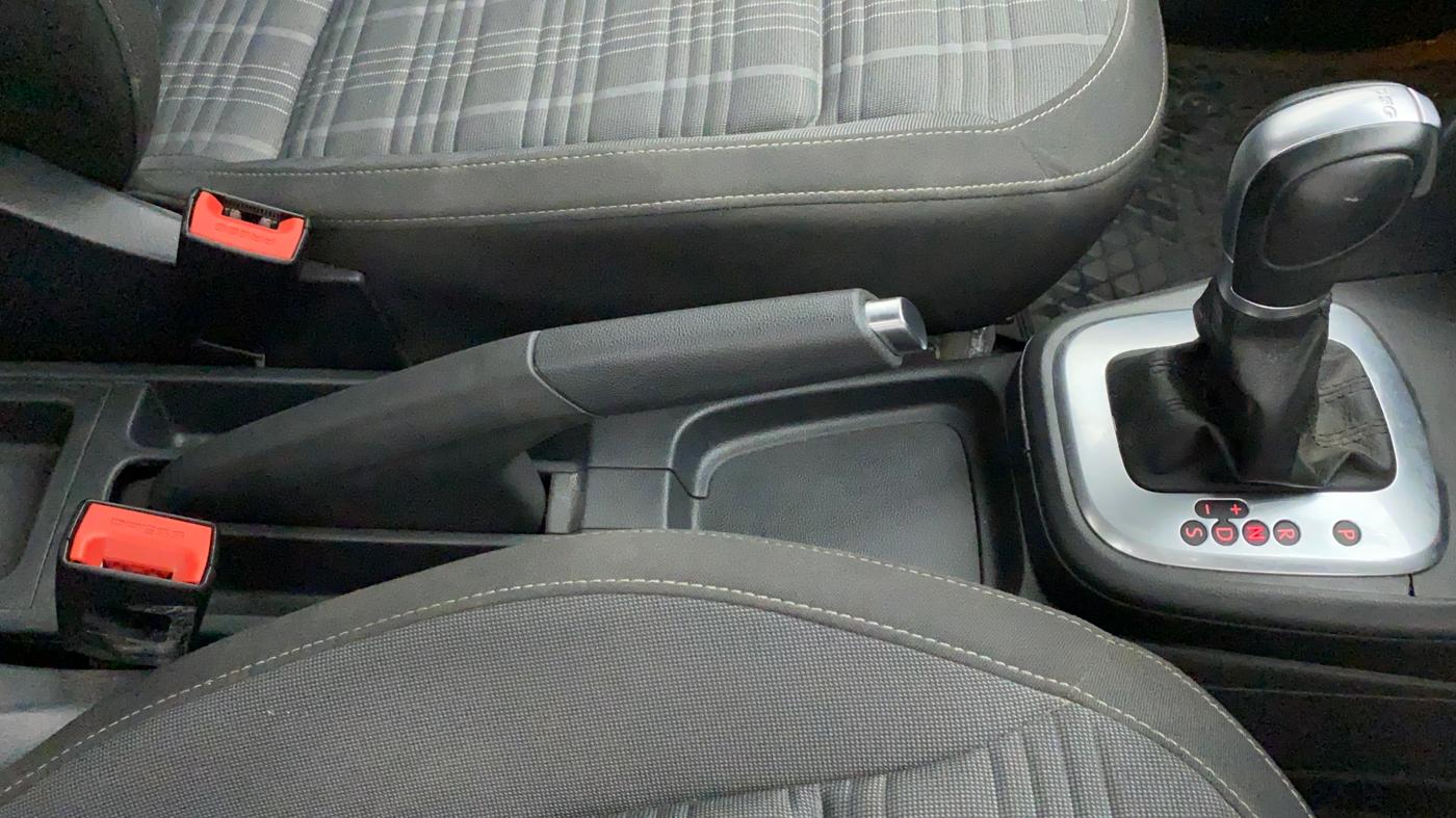 2019 Volkswagen Polo GT TSI 1.2 PETROL AT, Petrol, Automatic, 25,628 km, Gear Lever