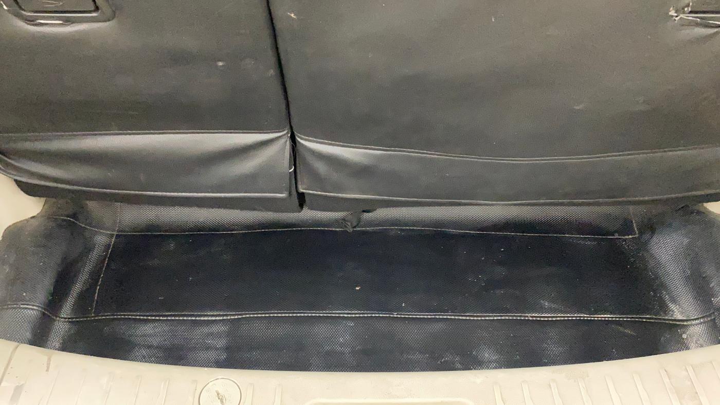 2019 Mahindra MARAZZO M4 8 STR, Diesel, Manual, 73,769 km, Boot Inside