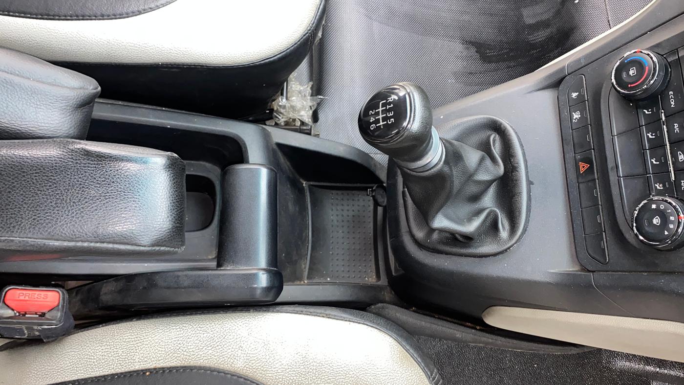 2019 Mahindra MARAZZO M4 8 STR, Diesel, Manual, 73,769 km, Gear Lever