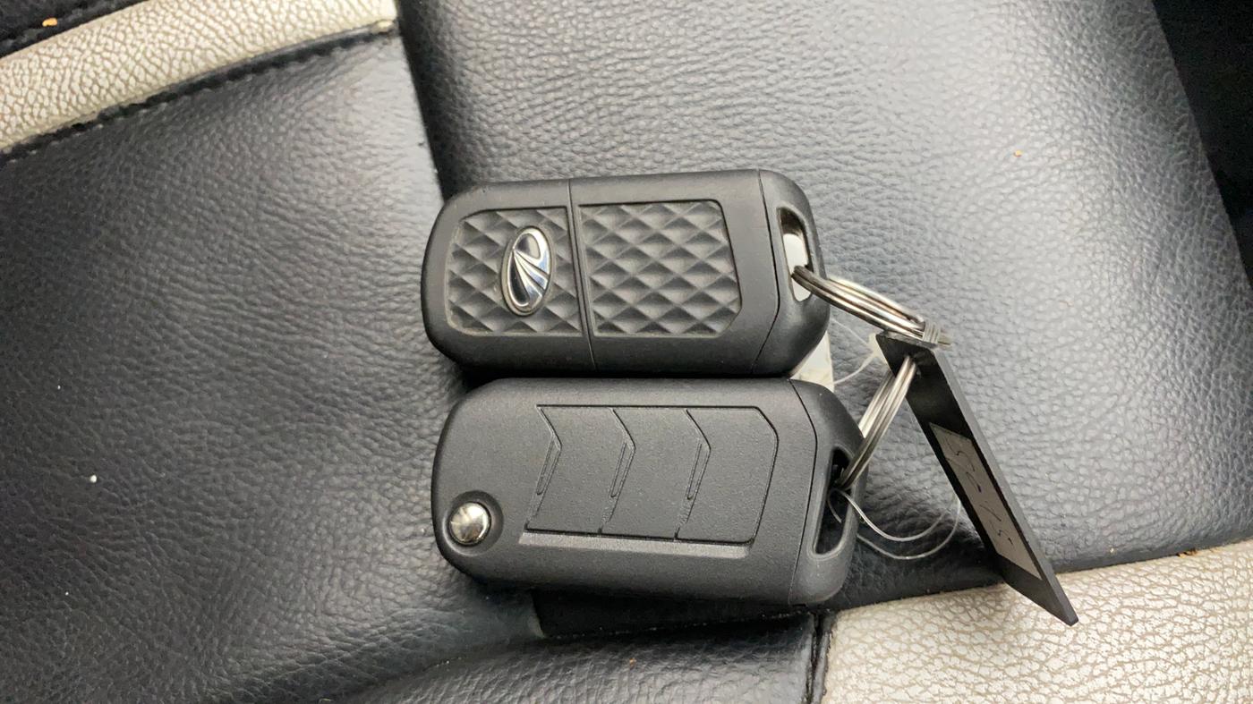 2019 Mahindra MARAZZO M4 8 STR, Diesel, Manual, 73,769 km, Key Close Up