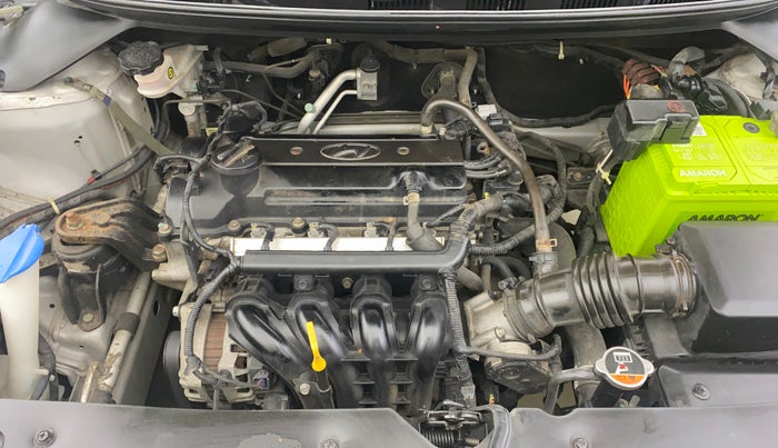 2016 Hyundai Elite i20 MAGNA 1.2, Petrol, Manual, 9,420 km, Engine View