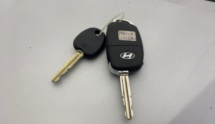 2016 Hyundai Elite i20 MAGNA 1.2, Petrol, Manual, 9,420 km, Key Close Up