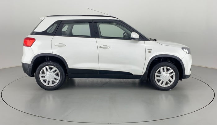 2019 Maruti Vitara Brezza VDI, Diesel, Manual, 39,210 km, Right Side View