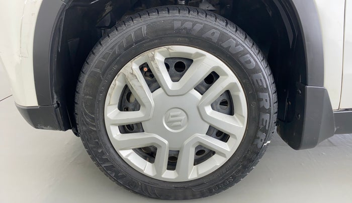 2019 Maruti Vitara Brezza VDI, Diesel, Manual, 39,210 km, Left Front Wheel