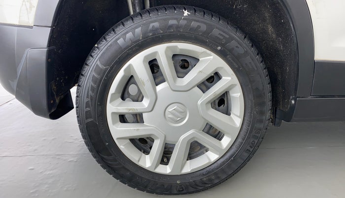 2019 Maruti Vitara Brezza VDI, Diesel, Manual, 39,210 km, Right Rear Wheel