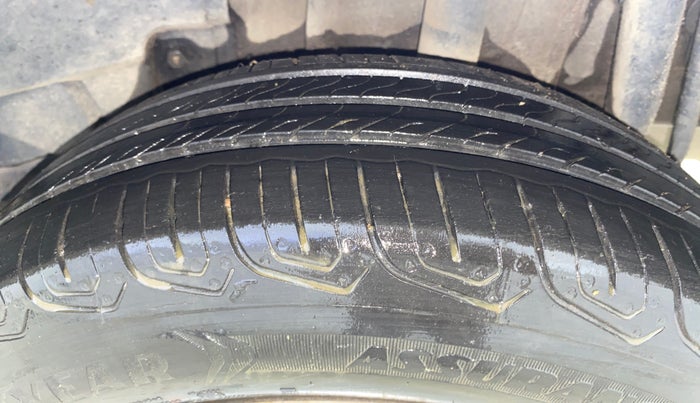 2021 Tata TIGOR XZ PETROL, Petrol, Manual, 28,365 km, Left Rear Tyre Tread