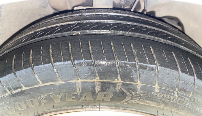 2021 Tata TIGOR XZ PETROL, Petrol, Manual, 28,365 km, Right Front Tyre Tread