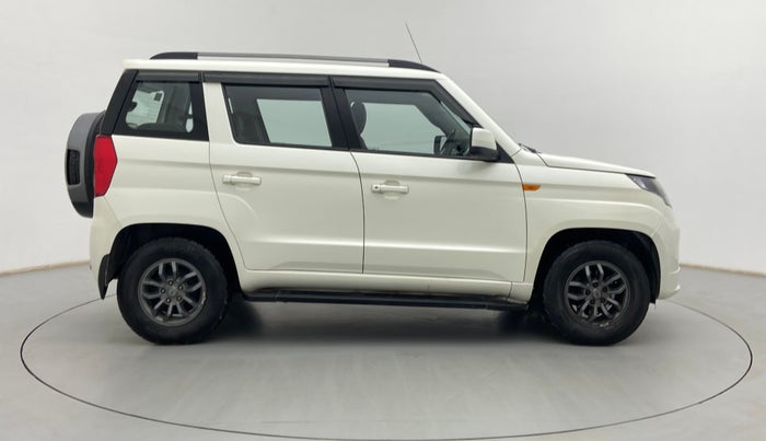 2018 Mahindra TUV300 T10, Diesel, Manual, 36,250 km, Right Side View