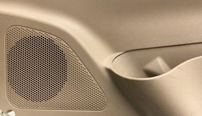 2018 Mahindra TUV300 T10, Diesel, Manual, 36,250 km, Speaker