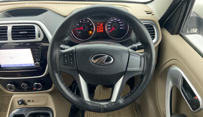 2018 Mahindra TUV300 T10, Diesel, Manual, 36,250 km, Steering Wheel Close Up