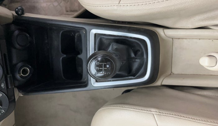 2018 Maruti Dzire LXI, Petrol, Manual, 65,881 km, Gear Lever
