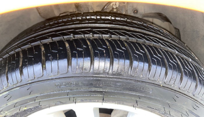 2018 Tata Tiago XZA PETROL, Petrol, Automatic, 36,810 km, Right Front Tyre Tread