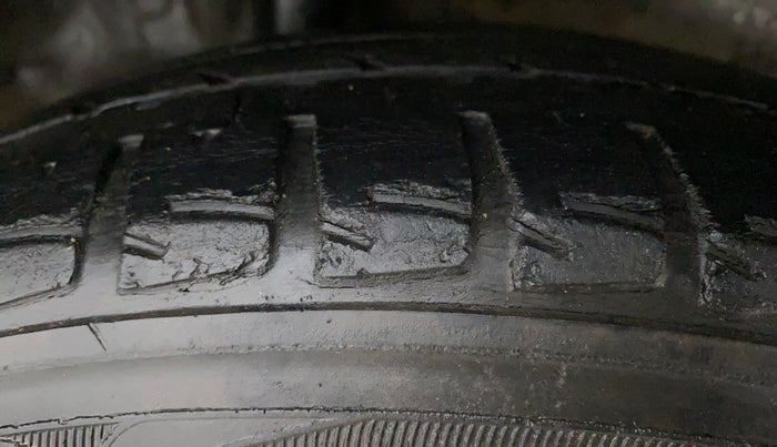 2015 Honda City 1.5L I-VTEC VX, Petrol, Manual, 44,078 km, Right Rear Tyre Tread