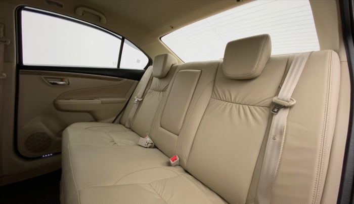 2021 Maruti Ciaz ALPHA 1.5 MT VTVT SHVS, Petrol, Manual, 5,970 km, Right Side Rear Door Cabin