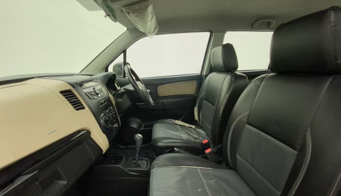 2018 Maruti Wagon R 1.0 VXI AMT, Petrol, Automatic, 55,821 km, Right Side Front Door Cabin